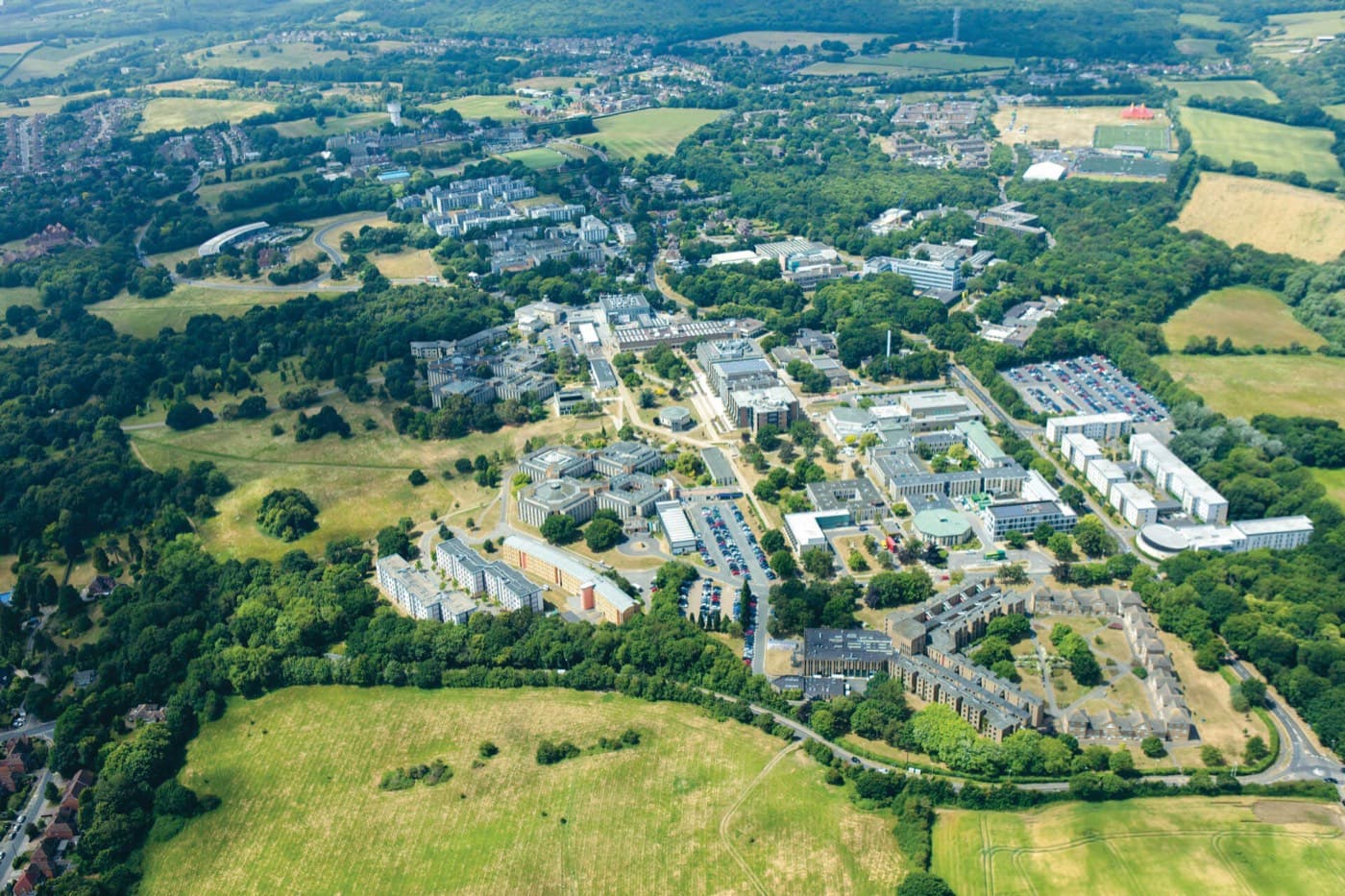 University of Kent’in Canterbury kampüsünün havadan görünümü